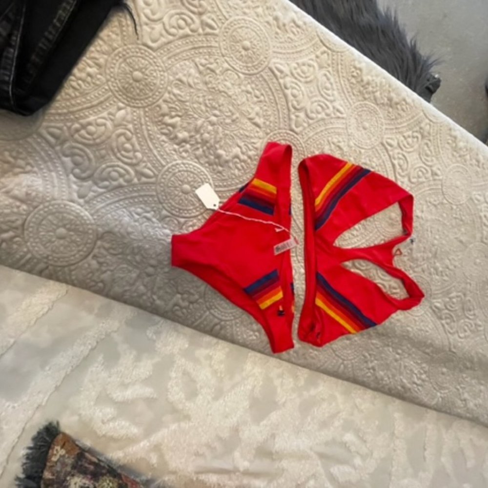 New ( Never Worn) Aviator Nation Bikini